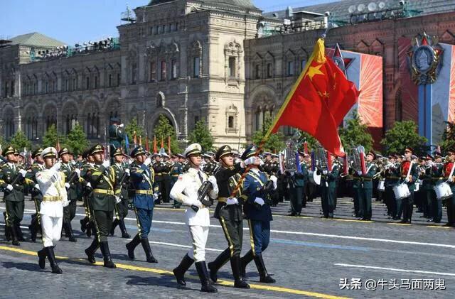 俄罗斯红场:俄罗斯疫情很高，为什么还要搞红场阅兵？多国受邀参加不怕感染？