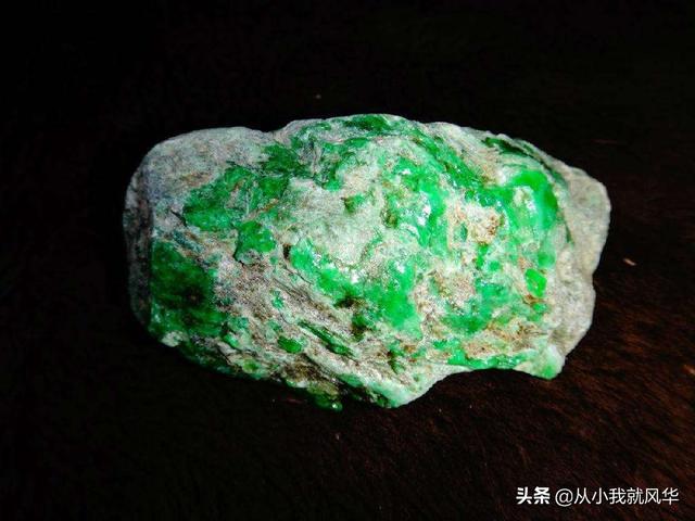 翡翠好,还是玉好,在中国，和田玉与翡翠哪个更厉害？