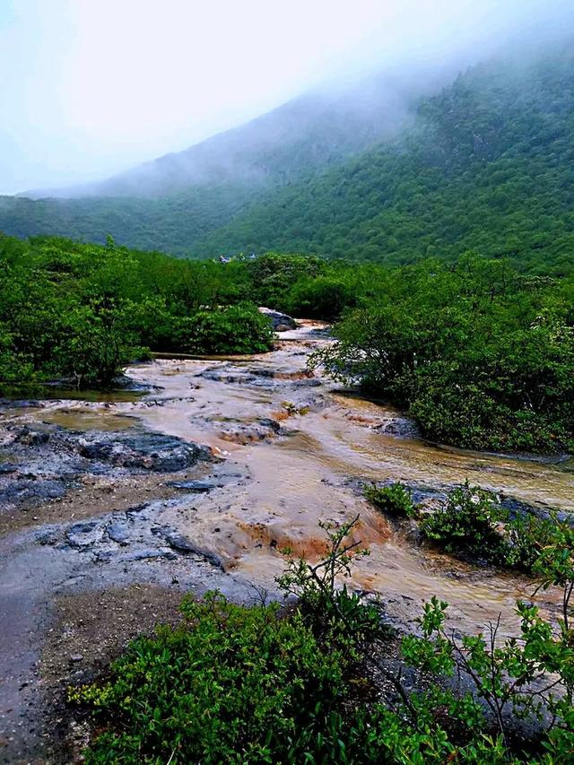 9月份适合去哪里旅游(八月份去哪里旅游最合适)