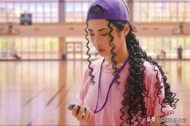 许可欣:许可欣高中同学发表声明，求放可馨一马。你对于这个事件怎么看？