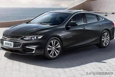 第一次买车上下班长期使用,10万左右买什么车性价比高耐用呢？买车全款划算还是贷款？