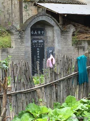 坟墓风水10大禁忌,请问农村里建坟有什么顾忌和讲究？