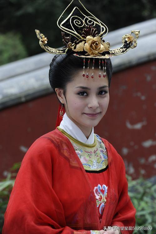 为什么上官婉儿被称为“巾帼女相”？