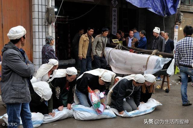 老公爷爷去世作为孙媳妇需通知娘家人过来吊孝吗