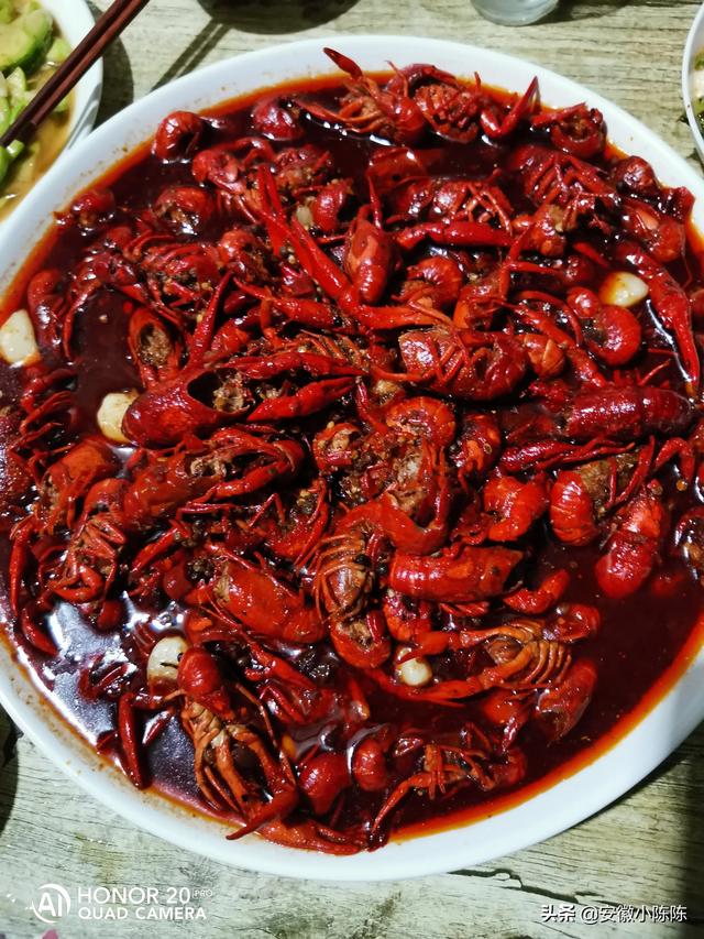 头条问答 - 小龙虾是开水煮还是凉水开始蒸?(安徽小陈陈的回答,0赞)