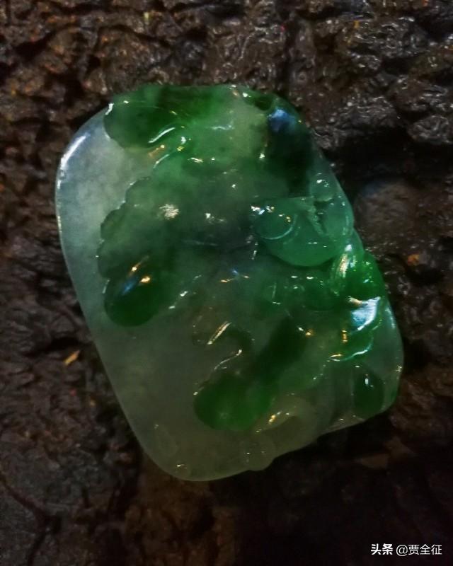 和田玉科普,和田玉籽料那么容易出油的真正原理是啥哦？