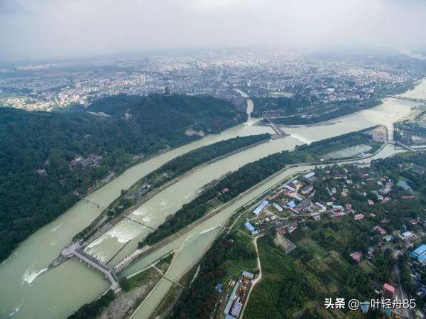 四川 真龙，成都清江花园惊现飞龙是真的吗