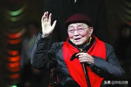 王教成简历:历史上的一代沪剧宗师王盘声先生的人生经历是怎样的？
