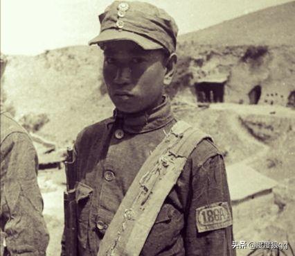 八路军副参谋长:《亮剑》丁伟出身于四方面军，为什么称呼副总指挥为“老首长”？