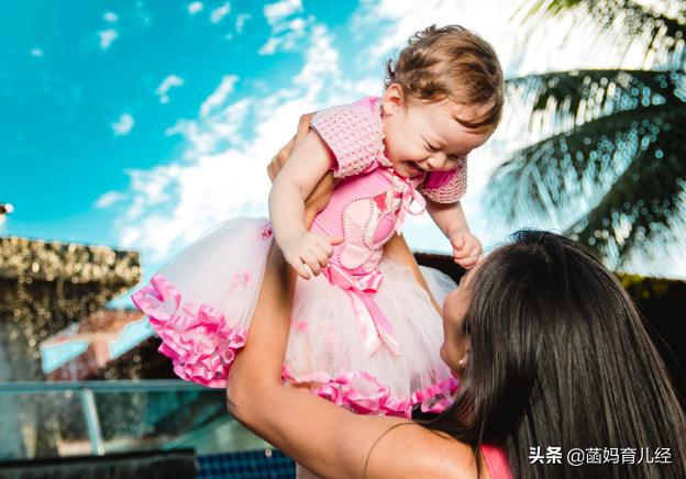 一般孩子什么时候断奶最好:宝宝一岁零三个月没有断奶，什么时候断奶比较好？ 孩子母乳什么时候断奶最好