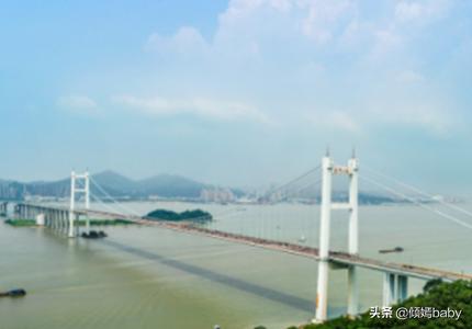 涡振现象:昨天虎门大桥桥面抖动，专家说没问题。你是怎么看的