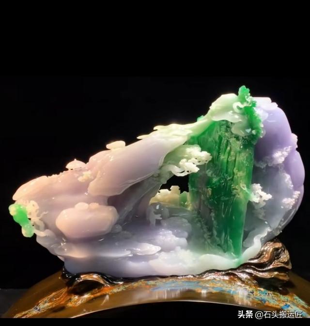 中国玉文化的心得,汉代玉器的总体风格是什么？