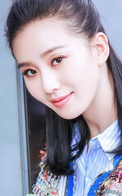 演员李颖:在国产剧中，你认为最漂亮的女演员是谁？