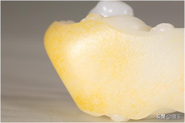 带皮籽料真假区别,籽料皮色哪种最好？原因是什么？