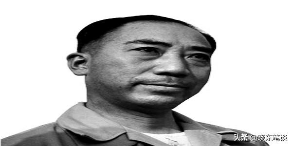曾士峨:大家知道部队里特务连和普通连队的区别吗？