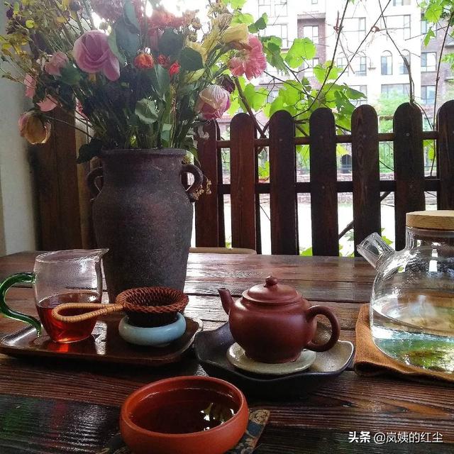 多少婚姻表面存在却已死亡,为什么宁愿忍受也不逃离？
