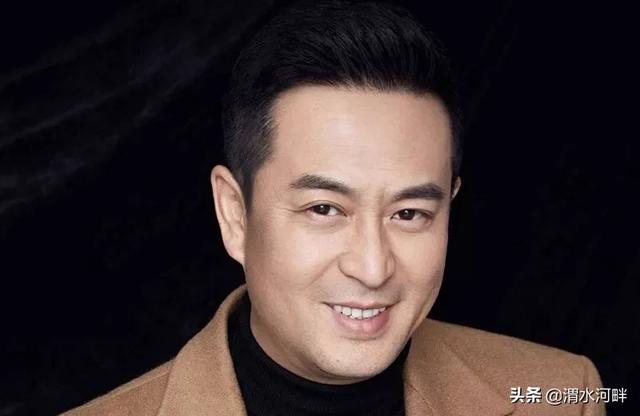 张嘉译的老婆是谁:因宋思明一炮而红，50岁的张嘉译，为何会被妻子揭发恶习