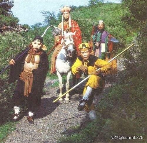 鹰叭犬王大帝多少钱一个:《西游记》中孙悟空为什么被封为斗战胜佛？而不是战斗胜佛？