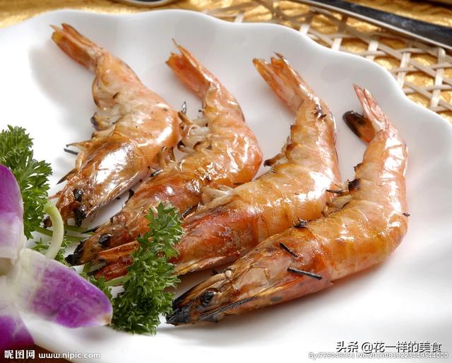 罗氏虾怎么做最好吃，想问一下各位吃货，如何选择罗氏虾？