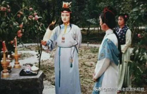 玉的品质精神,《红楼梦》歌颂了主人公什么的精神？