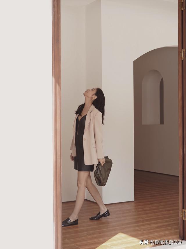 30岁的女人怎么搭配衣服好看？插图24