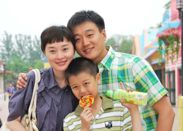 佟大为的老婆:被嘲是过气男明星，却坐拥北京四合院的佟大为，到底多有钱？