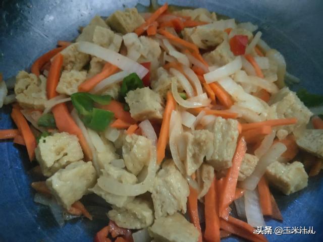 兰香子致癌:憋在家里那么久了，你最想吃什么