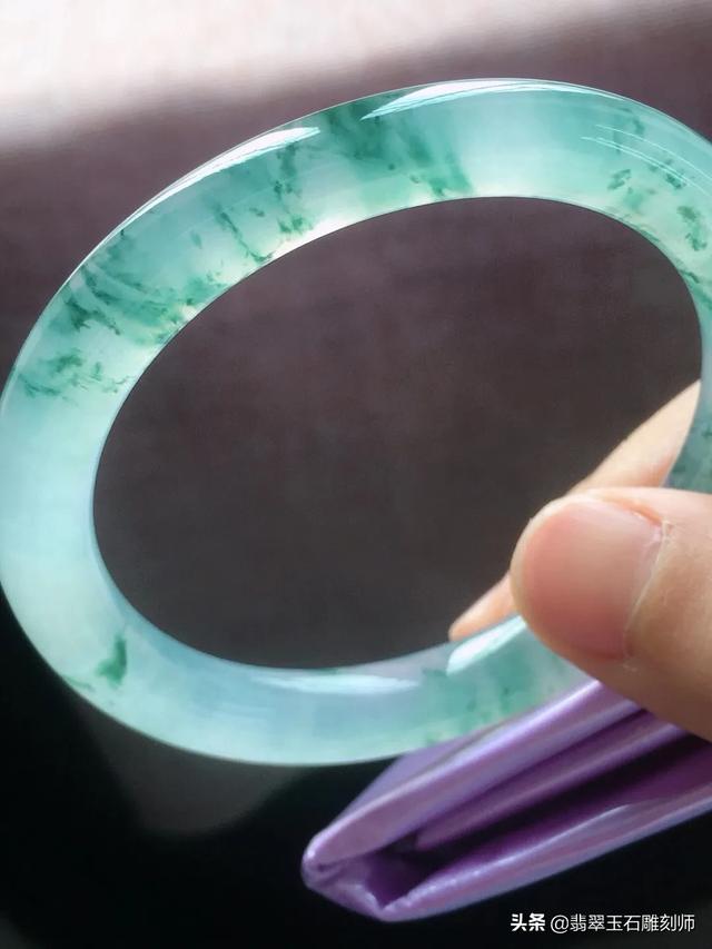 什么品质的玉比较好,请问下面4个玉，哪个最好？