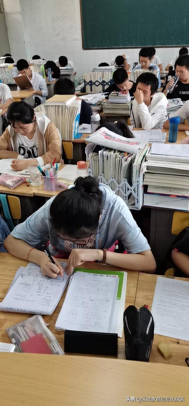 家里有开学升六年级和升八年级的学生,想让给他们买个学习机,请问大家什么品牌的好？