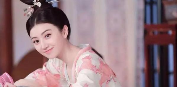 汉成帝和赵合德:历史上赵飞燕和赵合德姐妹的结果是怎样的怎么评价