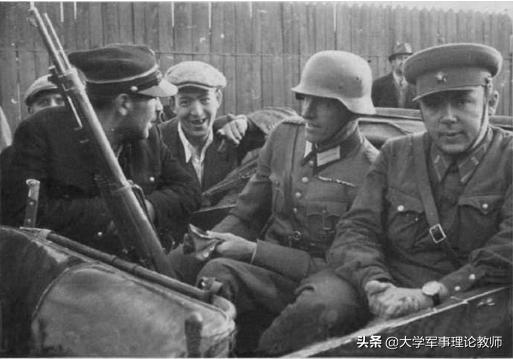 鲁尔危机:全球经济危机，德国为什么损失更严重，却恢复快？