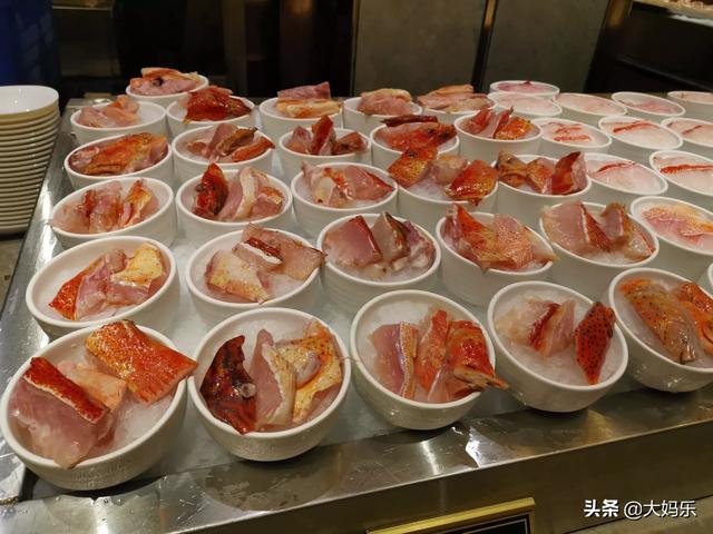 意大利扭玻利顿犬多少钱:你吃过最贵的一餐是多少钱？