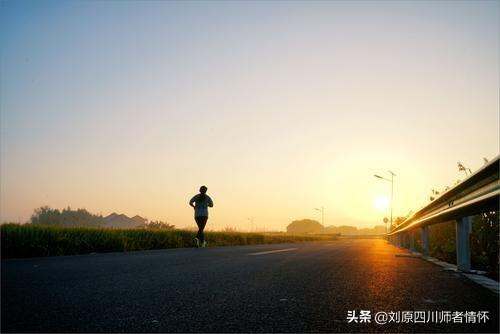 大学生如何改变堕落的现状呢？