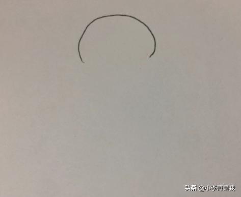 足球怎么画简笔画,简笔画踢足球男生的画法？