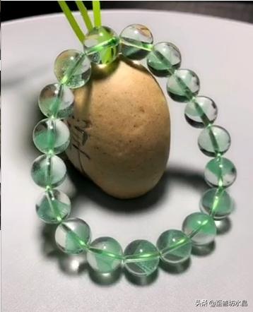 绿幽灵什么颜色最贵,怎样鉴定绿幽灵?什么样的才是好的绿幽灵？