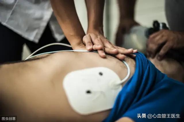 一代女王综艺节目高以翔视频:台湾艺人高以翔猝死，作为职场人，你有什么感想？