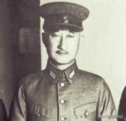 香港行政区长官:为什么《寒战》中警务处长郭富城的座驾宝马740车牌是数字1？
