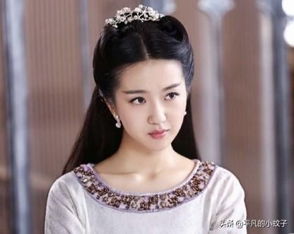 李又兰:如何评价模特、演员许龄月？