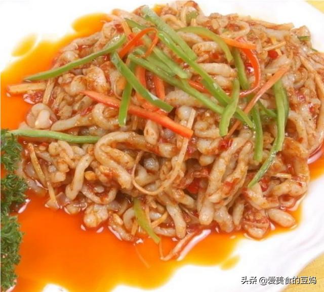 缉毒犬偷吃薯条:你们会不会也有那么几样，爱吃的食物怎么做都做不好？