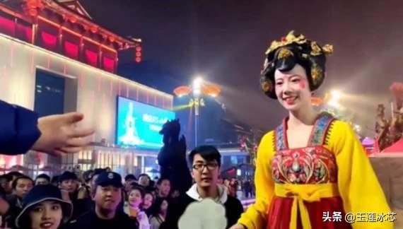 西安男版不倒翁:西安，谁是西安最红的网红？