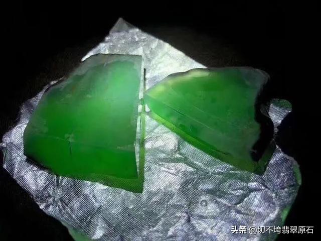 翡翠原石入门级知识大全,高手是怎样入手的翡翠原石呢？