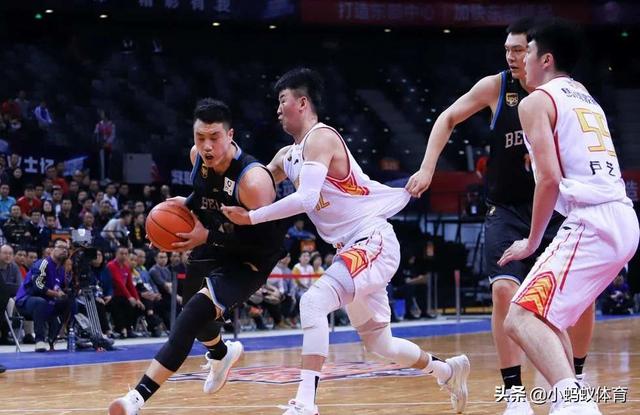 顾维:CBA顾全的三分投射能力很强，为什么这几年无缘中国男篮？