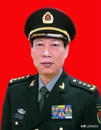 吴忠将军简历:历史上的杰出人物在18岁时都在做些什么？