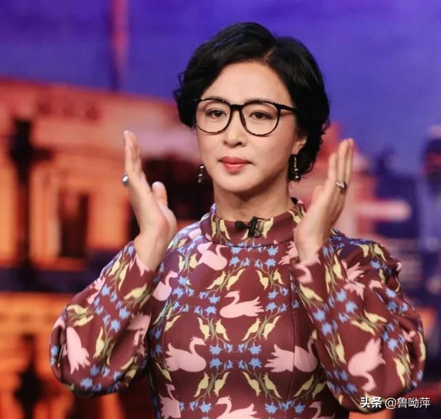 金星老师是男是女:为什么金星这么红？而且很多的节目都是他（她）主持的？