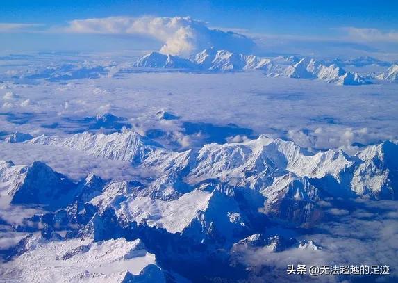 喜马拉雅山在哪，珠穆朗玛峰一半在中国，一半在尼泊尔，为何属于我国？