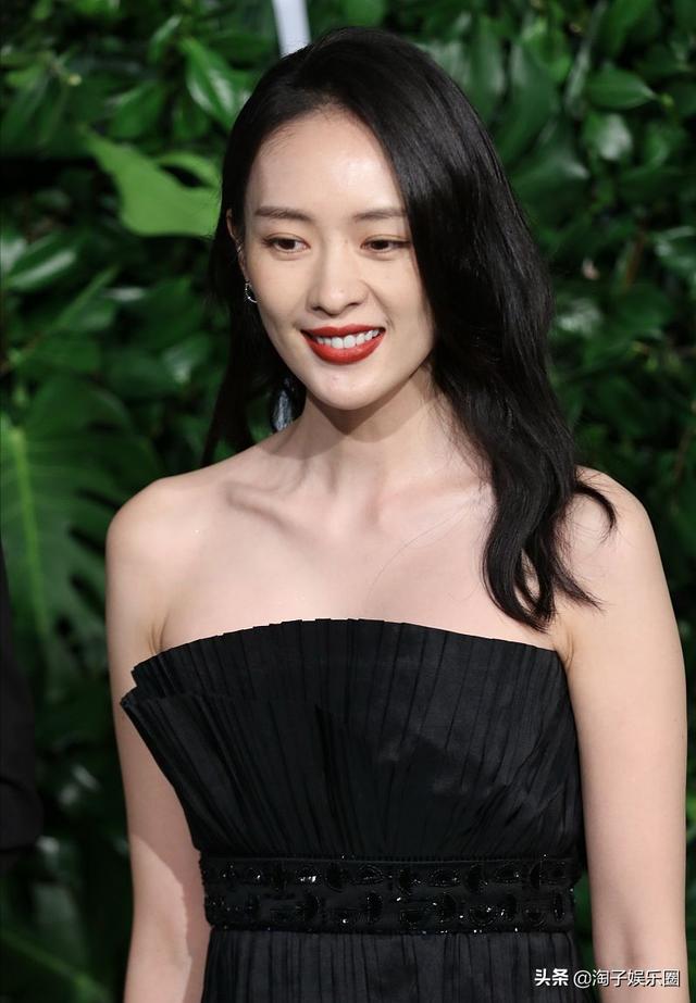 童谣的现在老公是谁:有人说，童瑶和章子怡长得很像，你怎么看