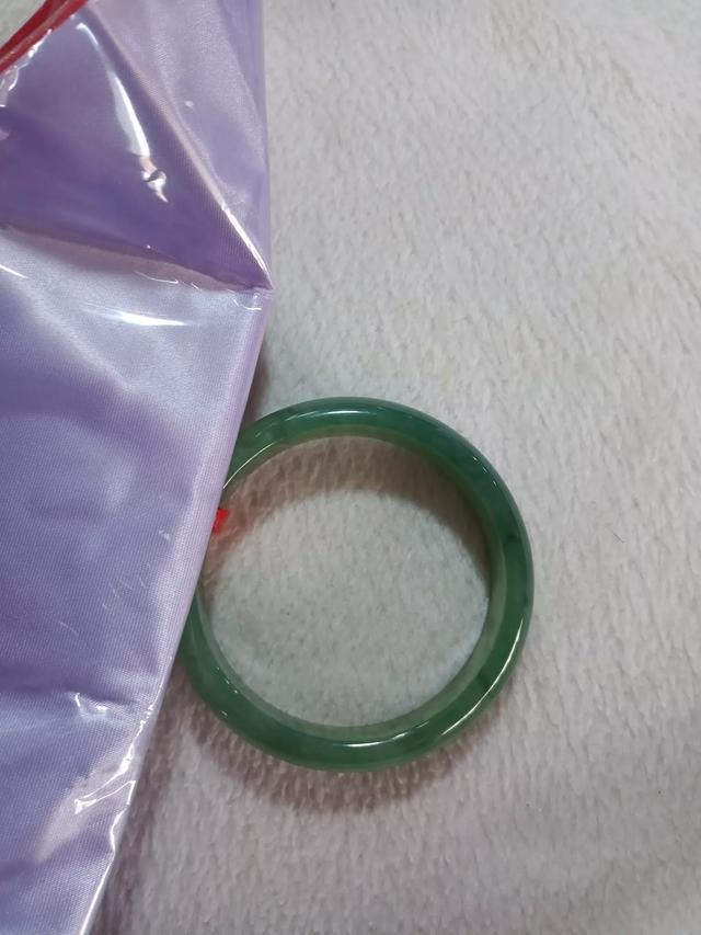 国内哪里买玉镯子便宜,买1000以下玉镯应该在哪里购买？