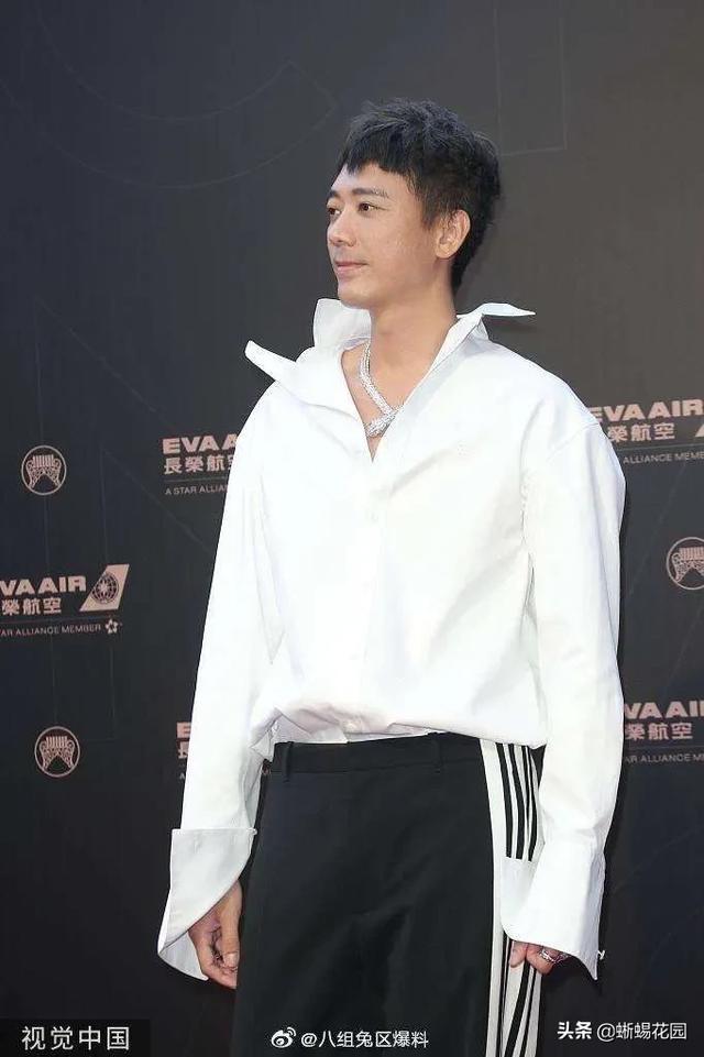 信乐团主唱是谁:如何评价信乐团前主唱苏见信的唱功