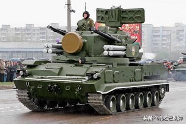 装甲车图片,装甲车在战场上可以发挥什么作用？