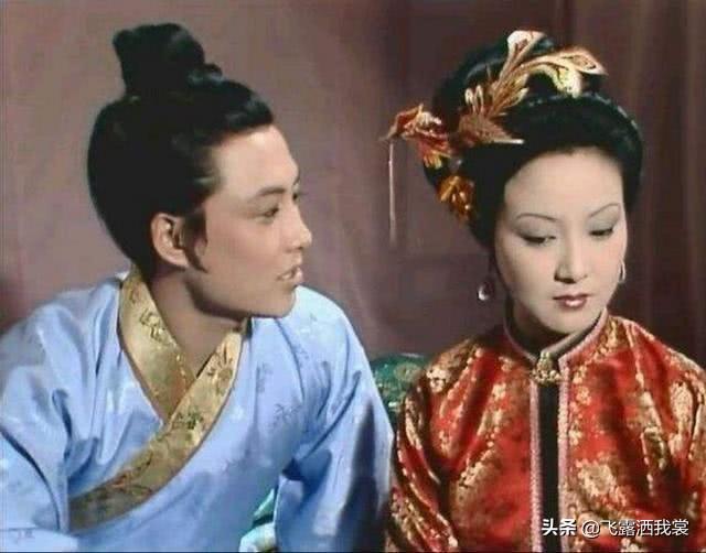 千金佣人:《红楼梦》里贾府怎么请那么多佣人，在那个年代有必要吗